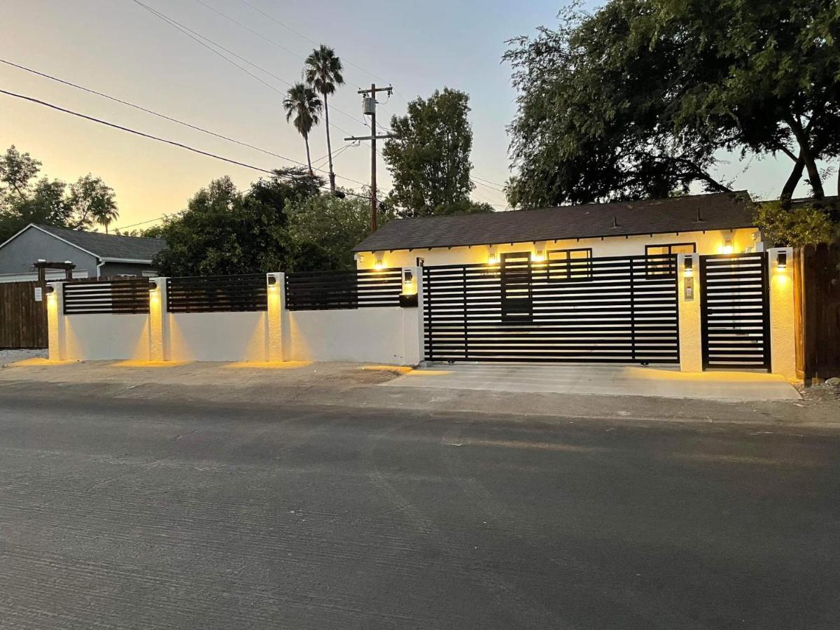 Gated Private House With Own Parking Sherman Oaks Los Angeles Esterno foto
