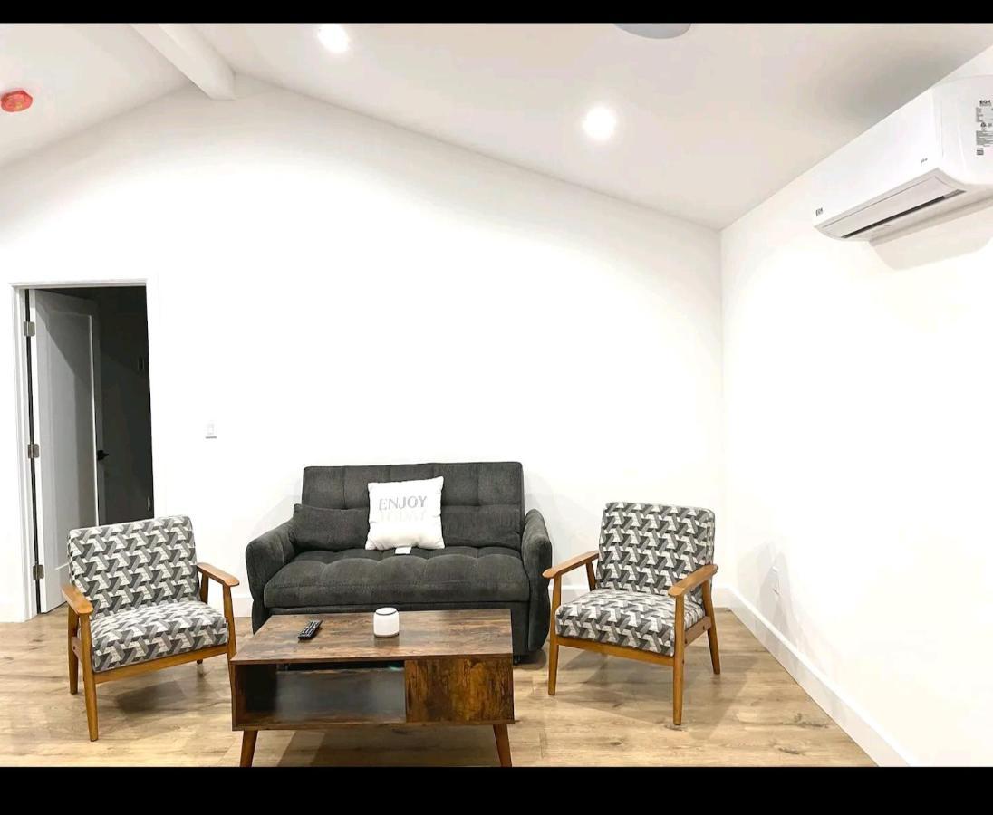 Gated Private House With Own Parking Sherman Oaks Los Angeles Esterno foto